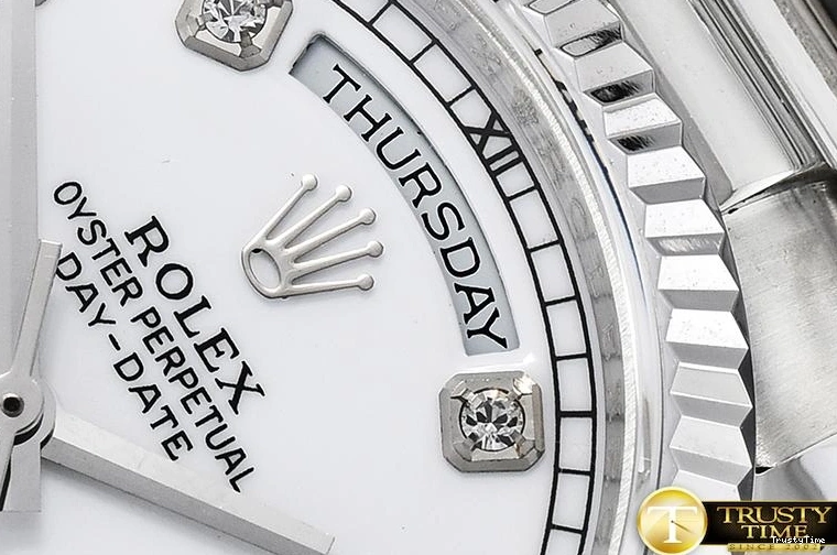 1207 RDD0214D – DayDate 36mm Elegant 683